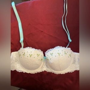 NWT VICTORIA’S SECRET Dream Angels Multi-way Bra Size 34B